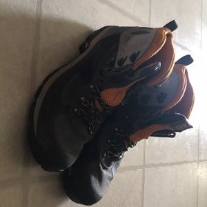 Like New Pair of Timberland Vibram Sole Boots!!
